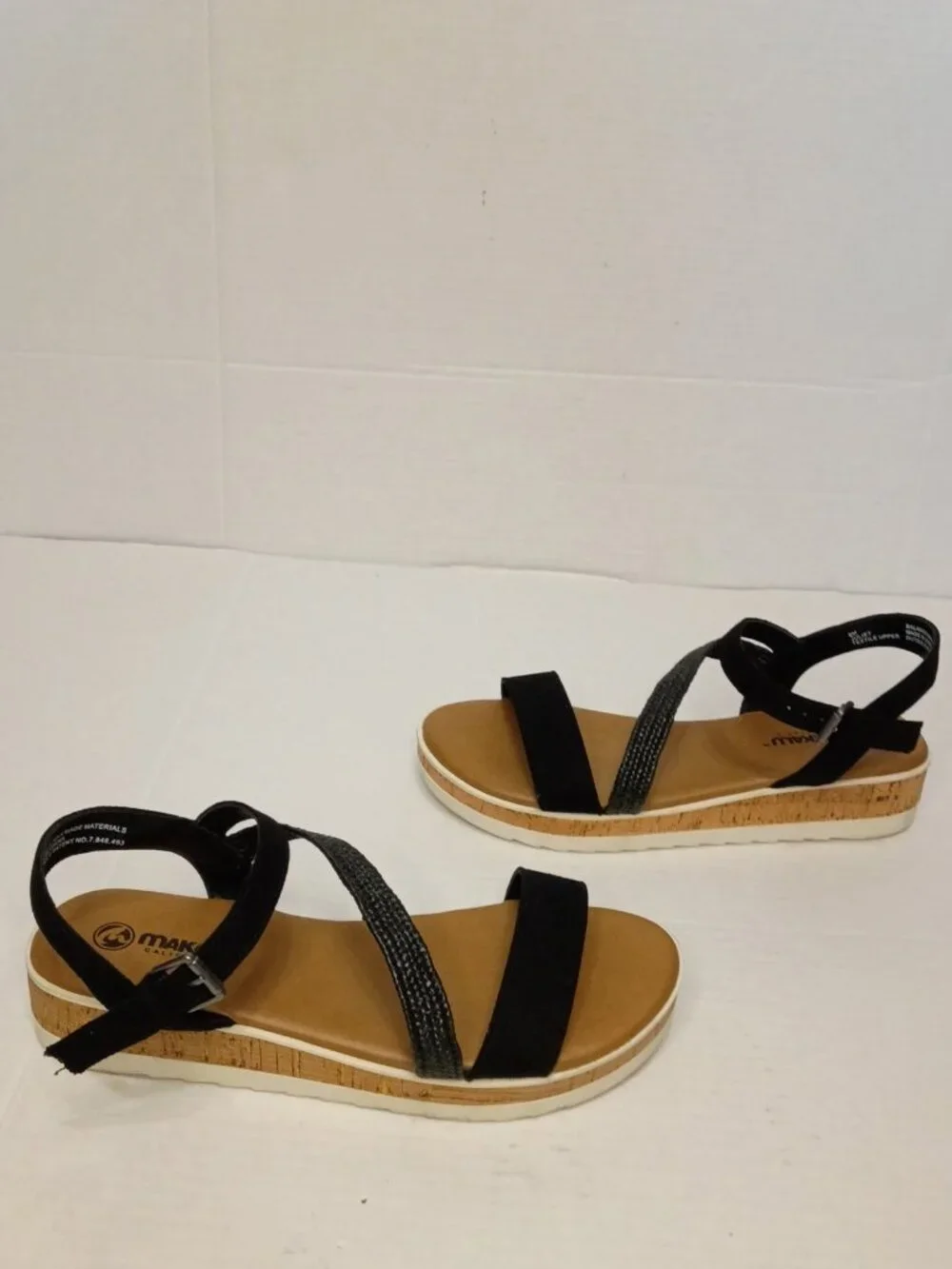 Makalu California Juliet Black Strappy Wedge Sandals Women's Size 9M